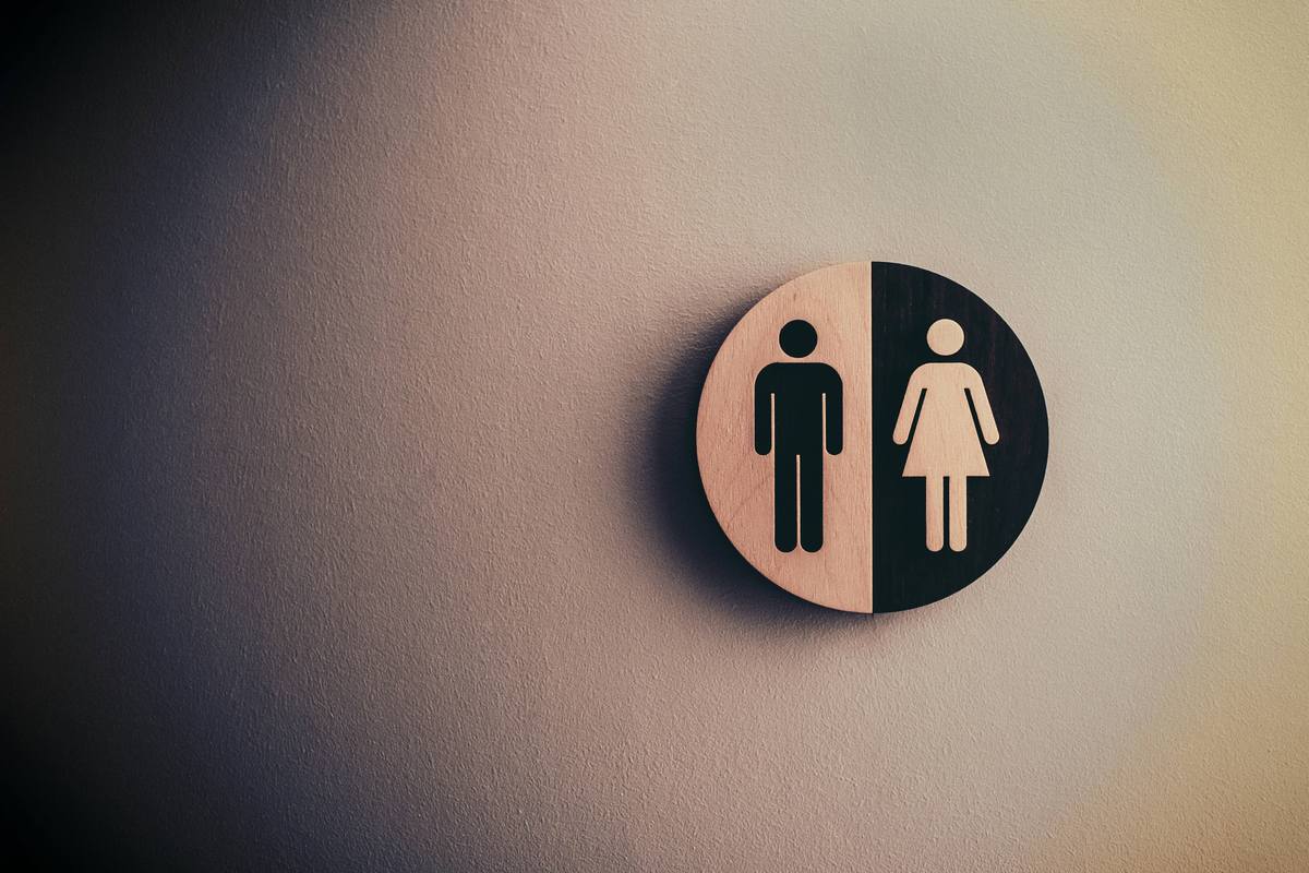Yet another bathroom controversy in Loudon County where a trans student has been filming girls under the stalls for THREE YEARS