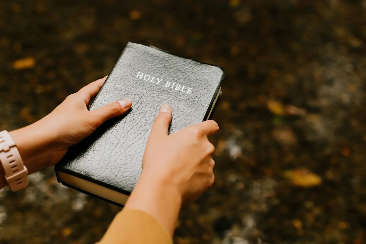 UK bans official from entering London because she believes what the Bible tells us about marriage