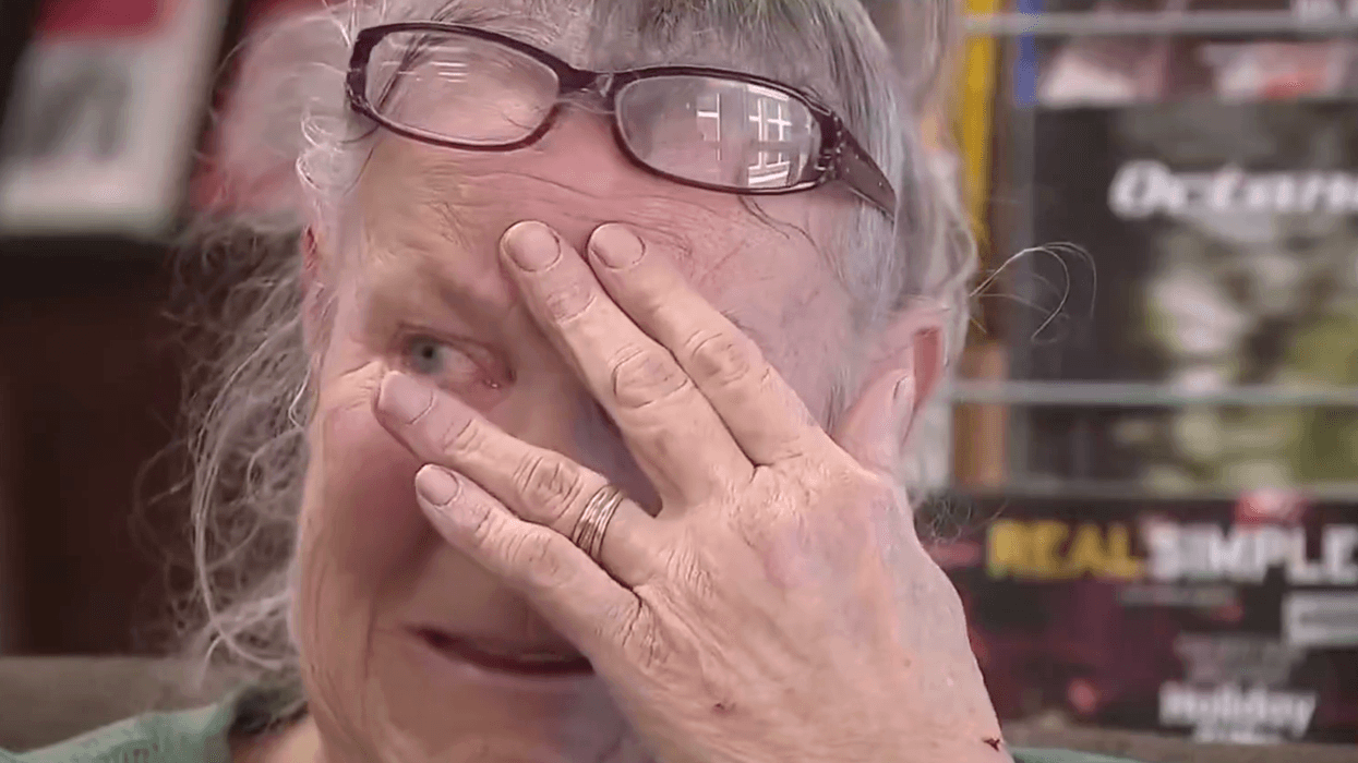 School bus driver gets fired during the holidays for asking students to please speak English