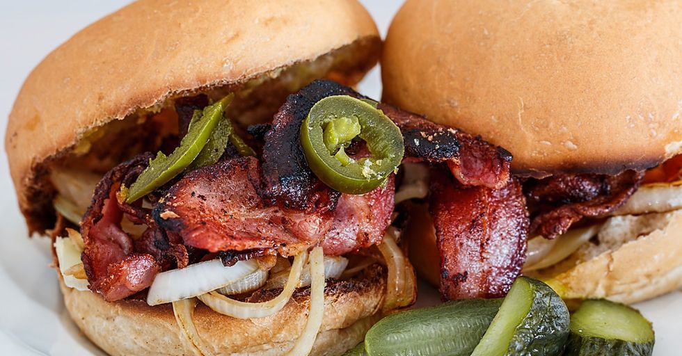 Longtime Vegetarian Converts Back to Meat-Eating Ways After Eating a Burger