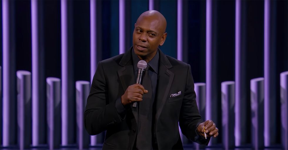 Dave Chappelle Accepts Mark Twain Prize, Defends 2nd Amendment [VIDEO]