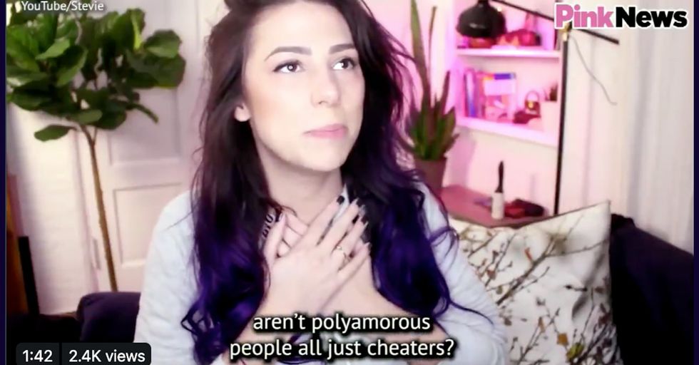 Polyamorous Lesbian Needs You to Understand She's Not a Cheater