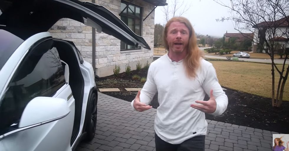 JP Sears Mocks Tesla Owners Who "Pretend to Save the Environment While Looking Rich"