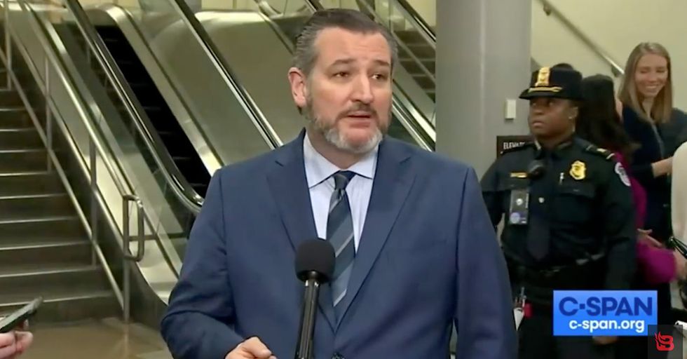 Ted Cruz Lectures Democrats for Their Contempt of America's Success, Addresses Mitt Romney