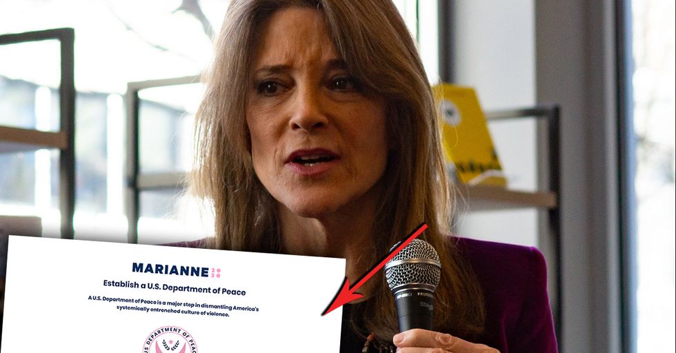 Marianne Williamson Proposes Establishing 'U.S. Department of Peace'