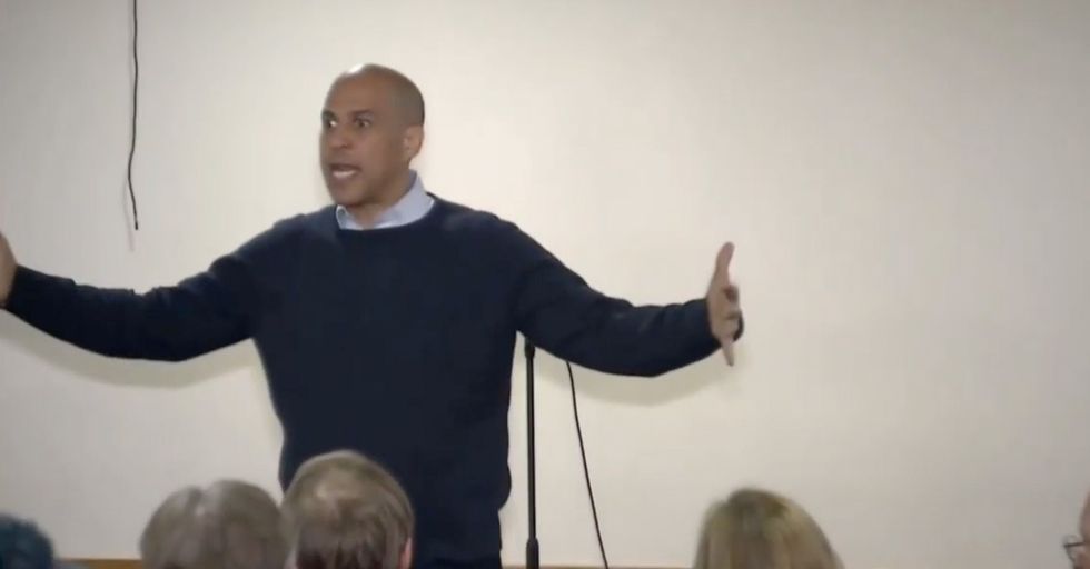 Cory Booker Cheers the Progress of the "Green New Deal" When it Does the Exact Opposite