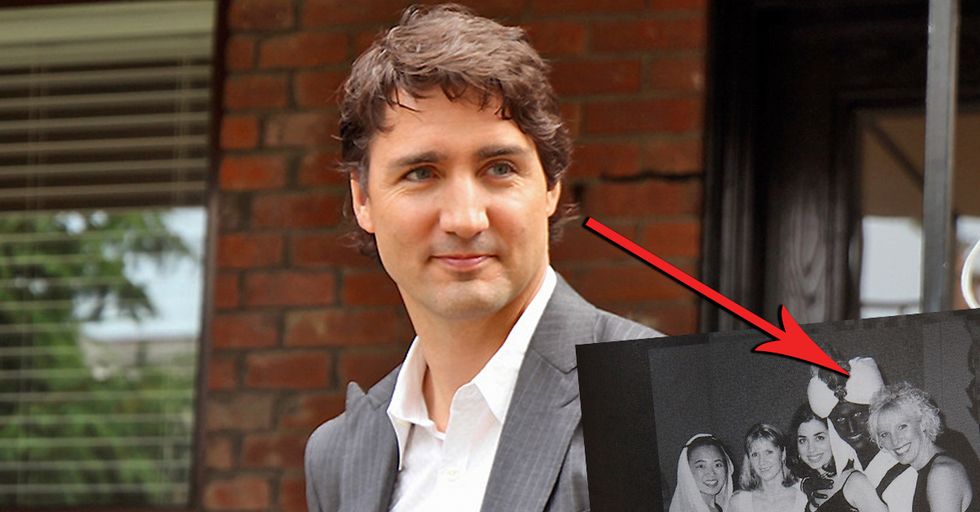 UH OH! 2001 Yearbook Photo Reveals Justin Trudeau Wore Brownface