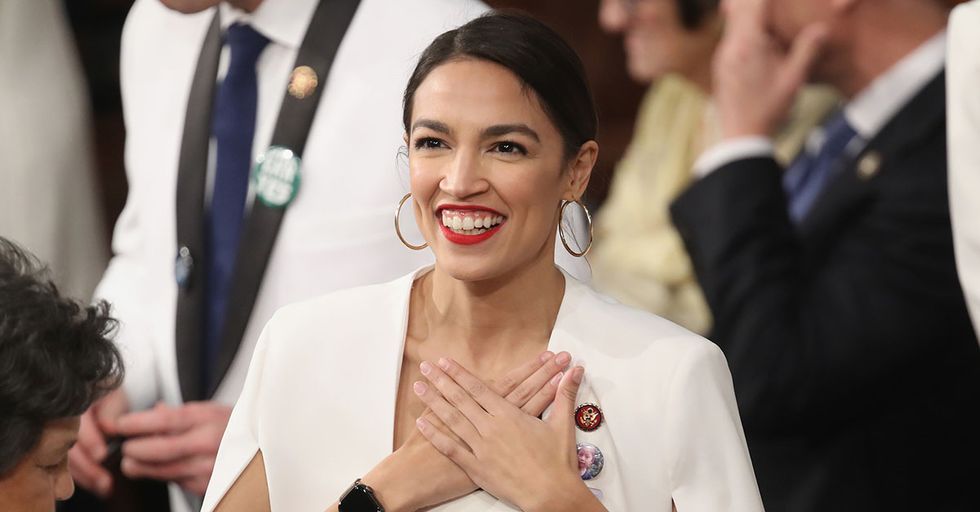 MY GOD! AOC is Taking the Green New Deal a 15-CITY TOUR!