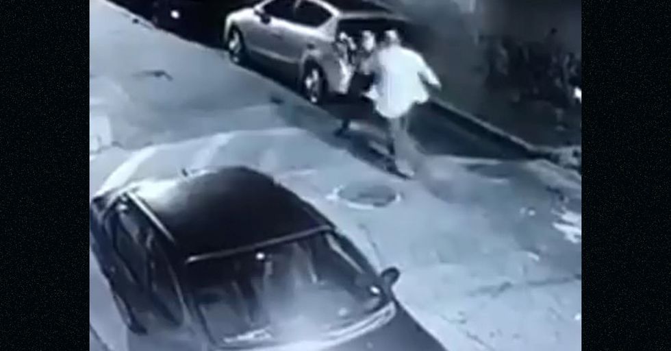 BRAZIL: Female Off-Duty Officer Shoots Large Male Attacker