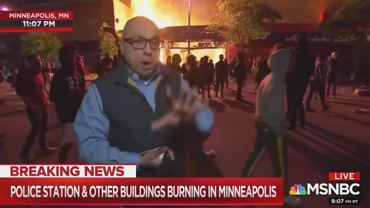 MSNBC Claims #MinnesotaRiot is Mostly Peaceful While Standing In Front of a Burning Building