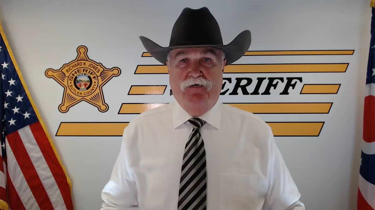 Ohio Sheriff Offers Plan to Help Celebrities Leave the Country if Trump is Re-elected