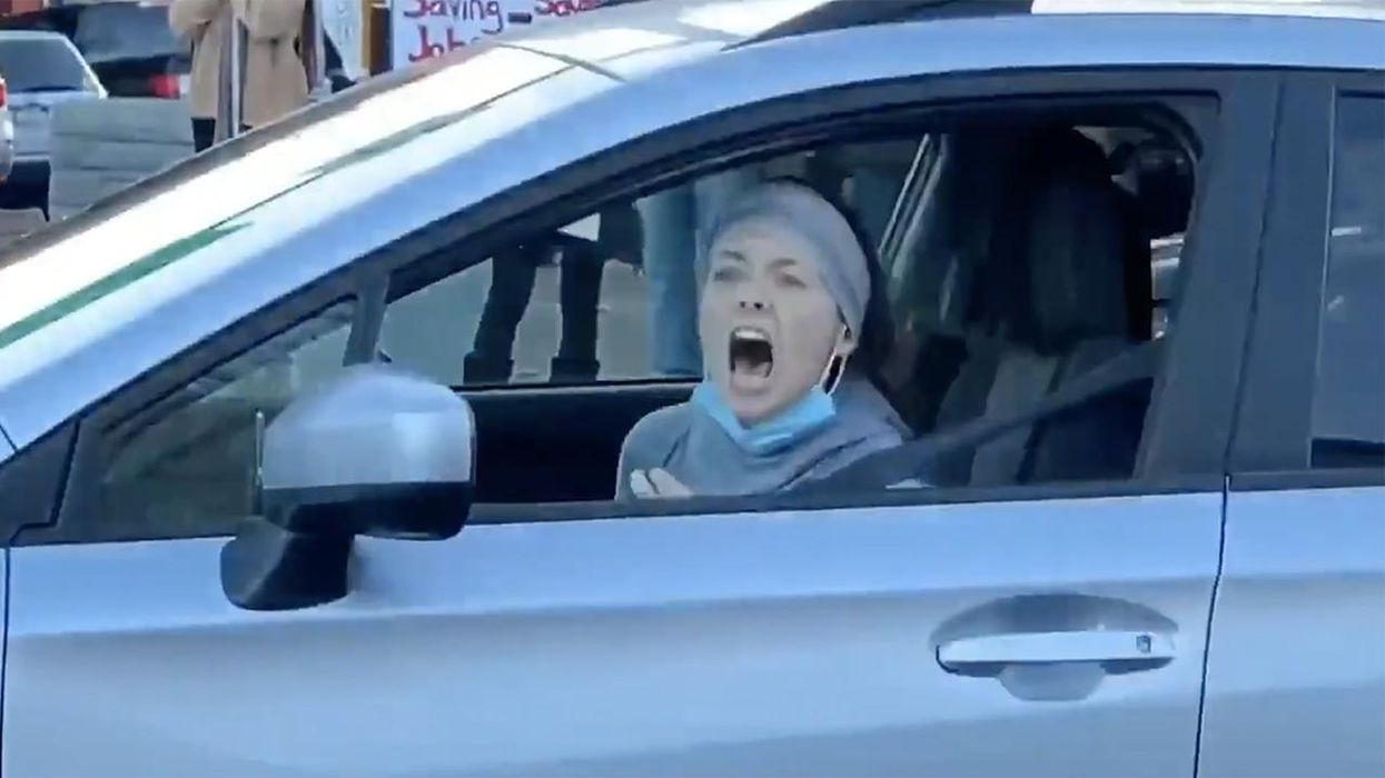 Unhinged Woman Yells 'Kill Yourself' to Shutdown Protesters ... and She's a Teacher?