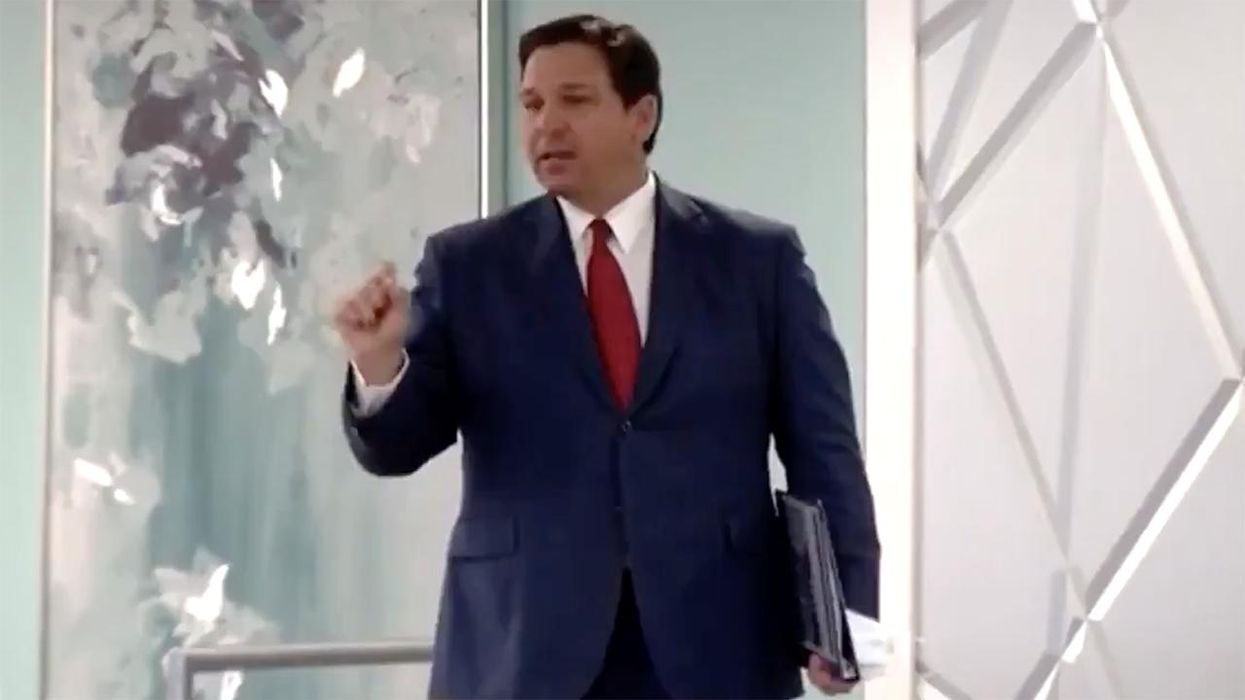 Media Challenges Gov. Ron DeSantis to Take Vaccine, He Responds Perfectly