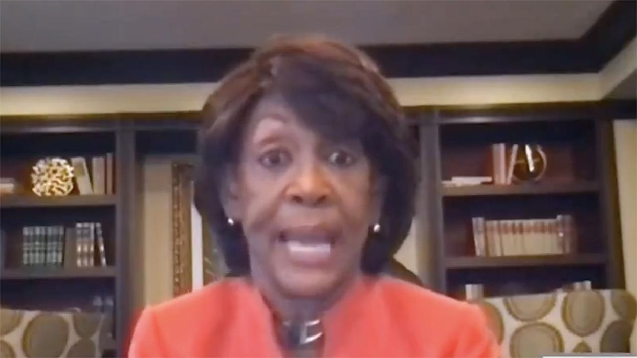 Maxine Waters Denies Calling for Violence Against Trump Supporters. Except, She Kinda Did ...