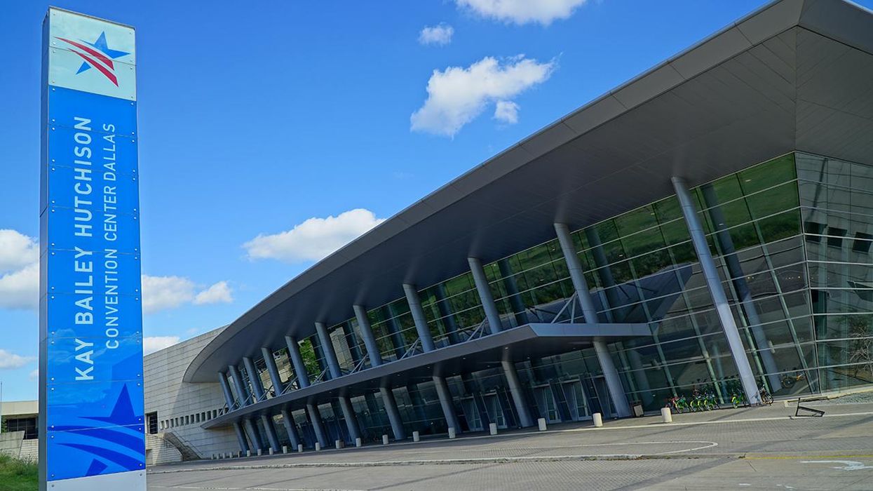 US Moving 3,000 Migrant Teenagers to Dallas Convention Center