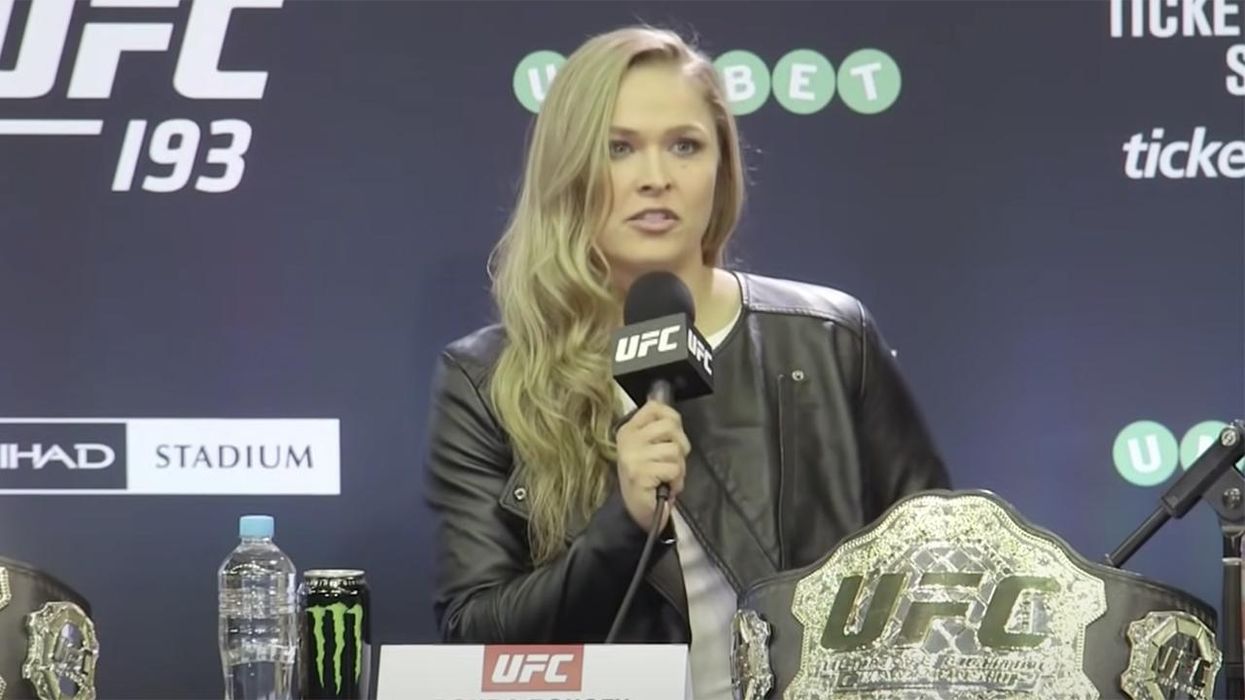 Ronda Rousey Destroys Reporter on 'Equal Pay' Myth...