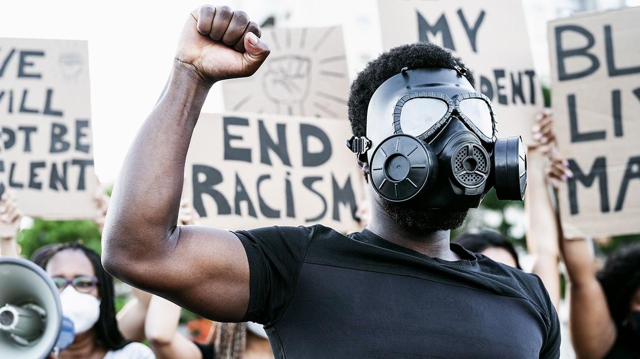 EYEWITNESS ACCOUNT: BLM Occupies Elizabeth City, NC. Residents in Fear...