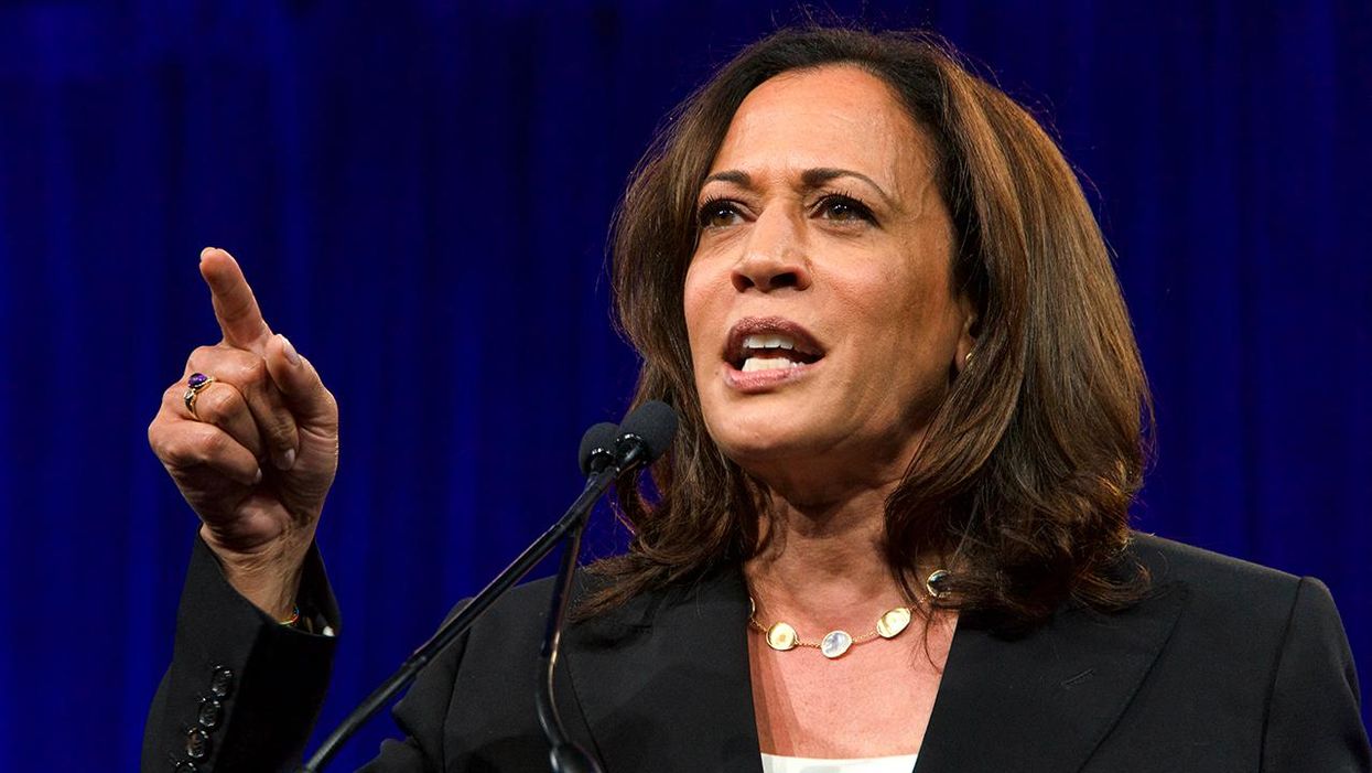 Kamala Harris Hates Reporters, Keeps List of Those Who Don't 'Appreciate' Her