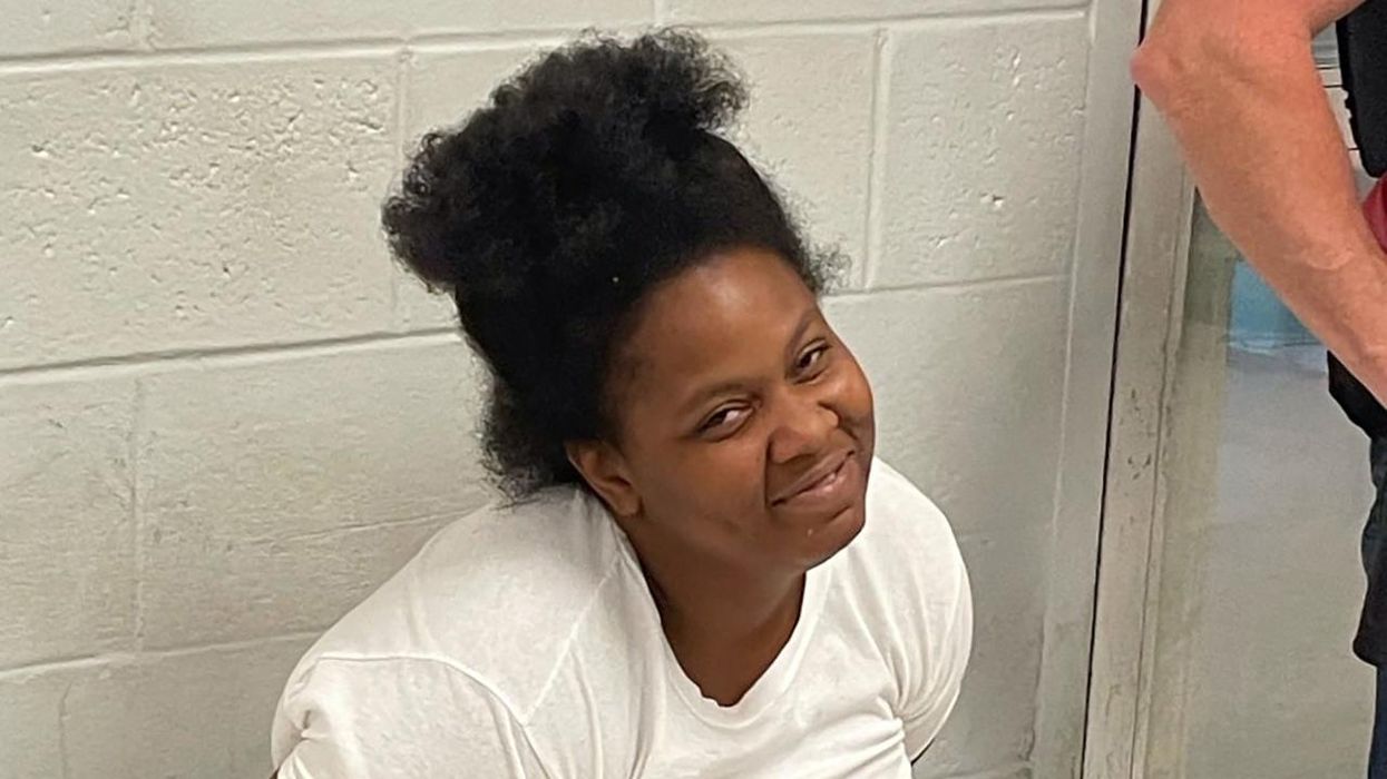 World's Dumbest Criminal Arrested After Responding to Facebook Post About Her Being a Fugitive