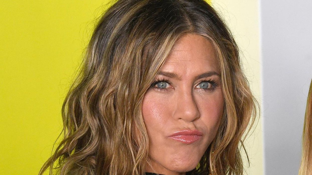 The One About Jennifer Aniston Being Sad People Call Her 'Liberal Vax-hole' Because She's a Liberal Vax-hole
