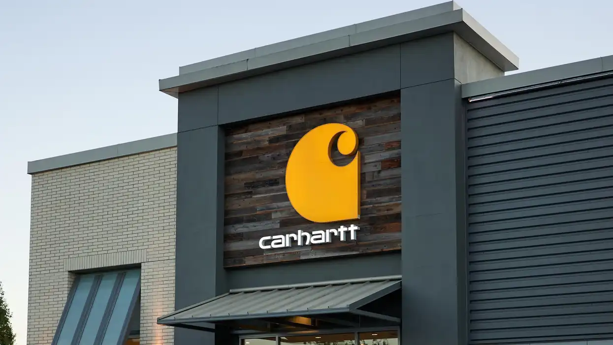 Popular Blue-collar Clothing Store Announces Vaccine Mandate, So Its Customers Announce They're Boycotting