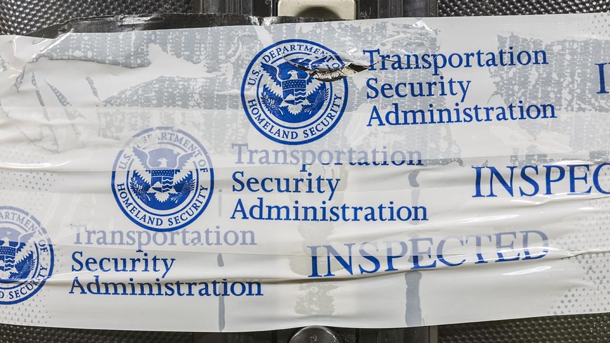 TSA Allowing Illegal Immigrants to Use Arrest Warrants as IDs at Airport Security: Report