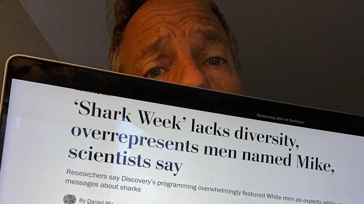 Mike Rowe finds WaPo's 'too many white men in Shark Week' so ridiculous, he is outsourcing his response to fans