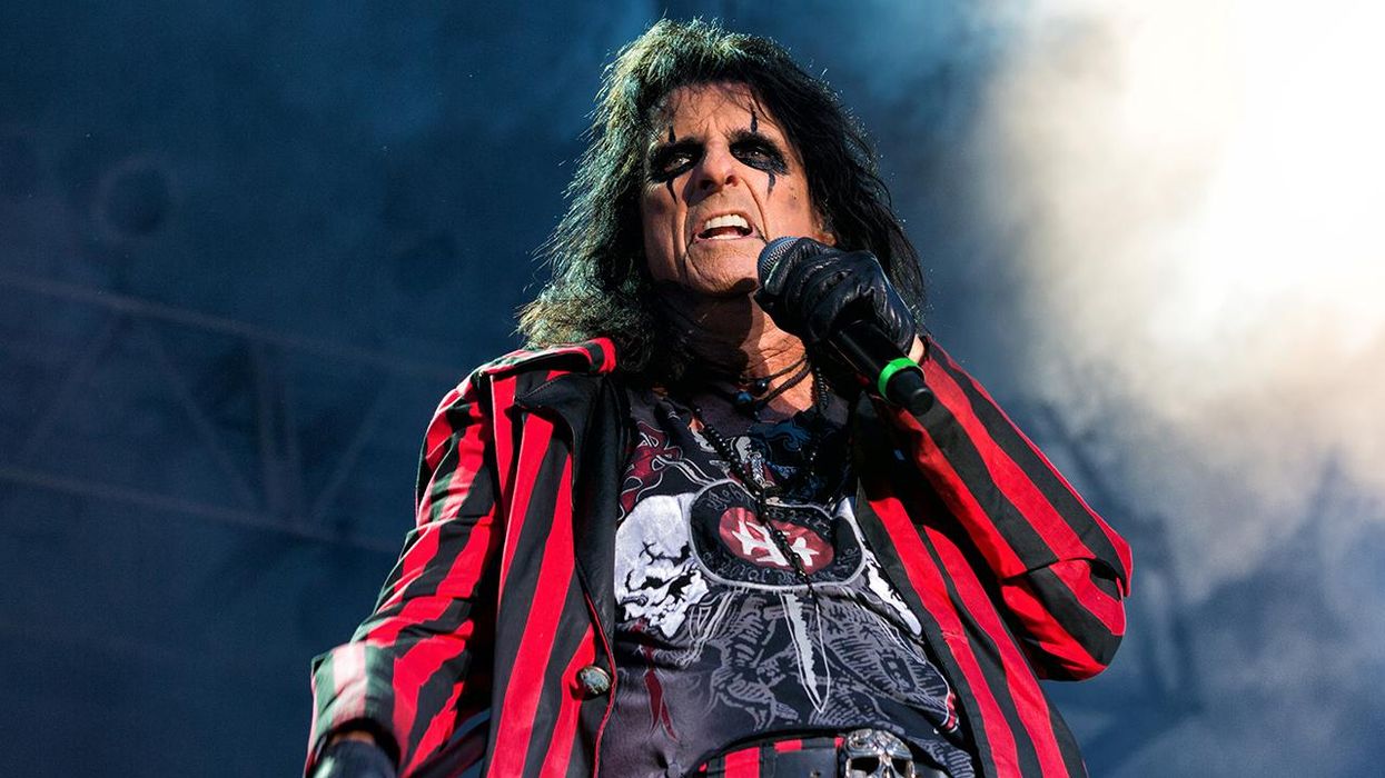 Alice Cooper Offers Refreshing Take on Mixing Politics and Entertainment