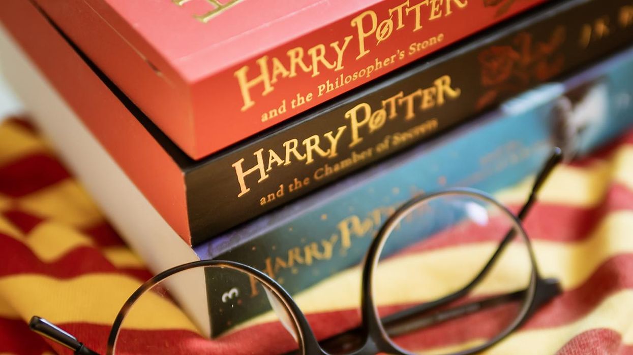 Woke artist buys Harry Potter books to remove JK Rowling's name and resell them at a premium to suckers
