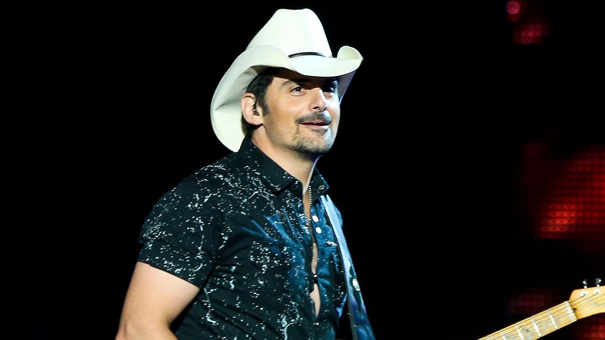 Twitter is disemboweling country star Brad Paisley for his new song with Volodymyr Zelenskyy