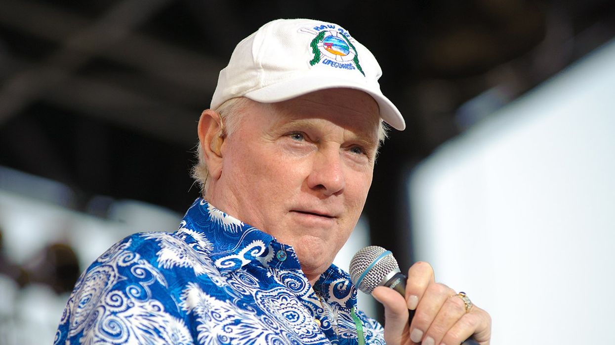 Watch: Beach Boys legend issues "warning" before singing gender-specific hit... in case the FBI or Bud Light was there