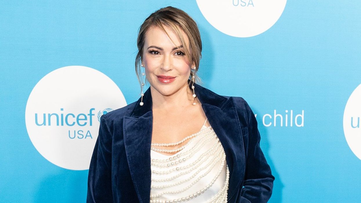 Alyssa Milano, who is rich and (kinda) famous, takes to X to beg YOU to pay for her son's Little League team