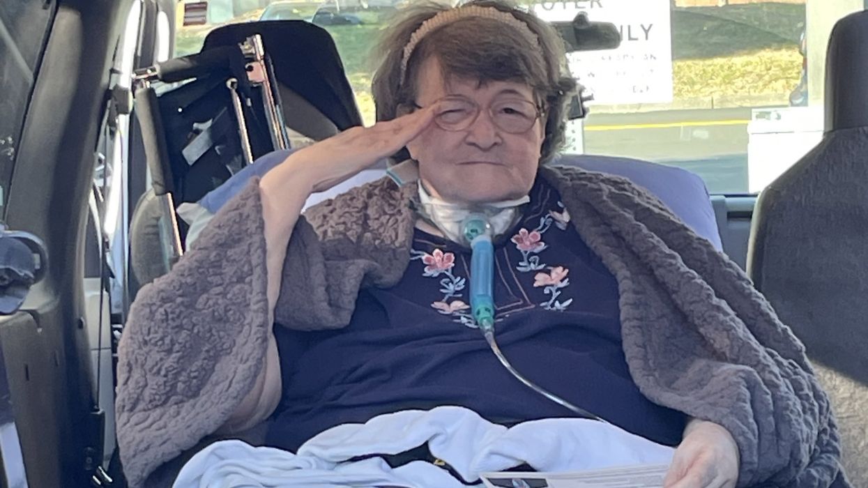 “If I can get up to vote, you can too": Disabled veteran makes POWERFUL case to vote