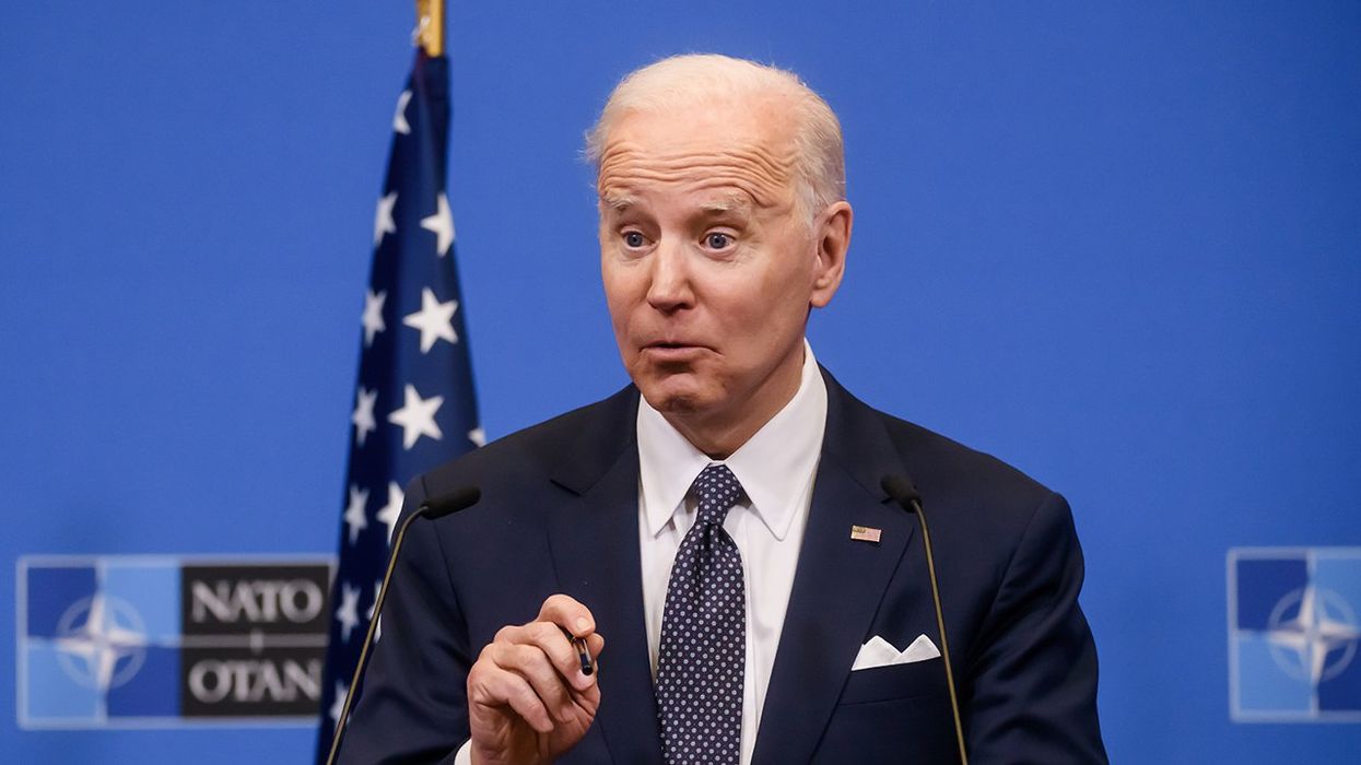 CNN reporter who COVERED UP Joe Biden's cognitive decline announces book on... Democrats covering up Biden's decline