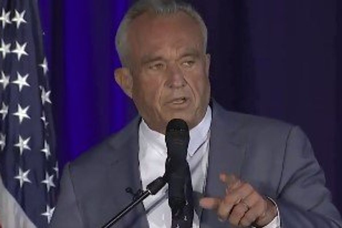 500-lb Rapper That’s Suing Lyft Needs To Have An Entire Couch Brought ...