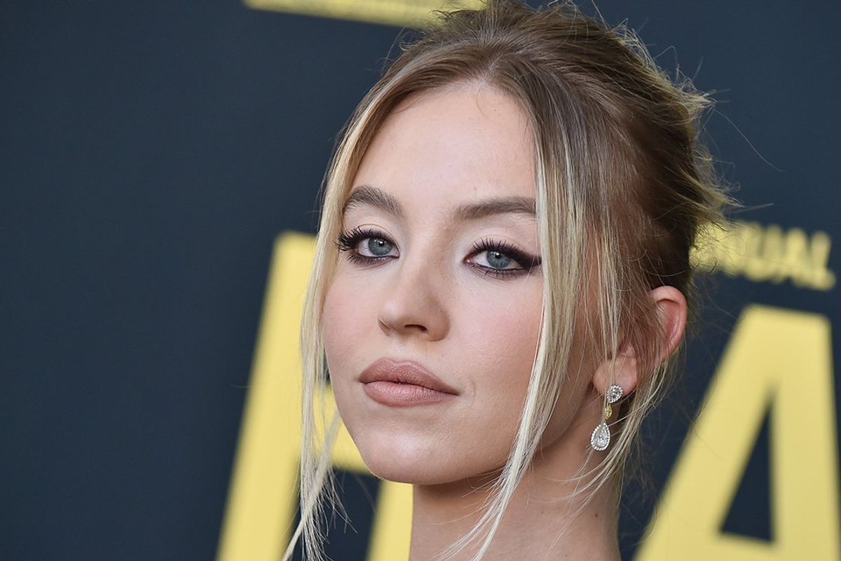 Woke reporter finds new way to lash out at Sydney Sweeney, check out this sleazy trick