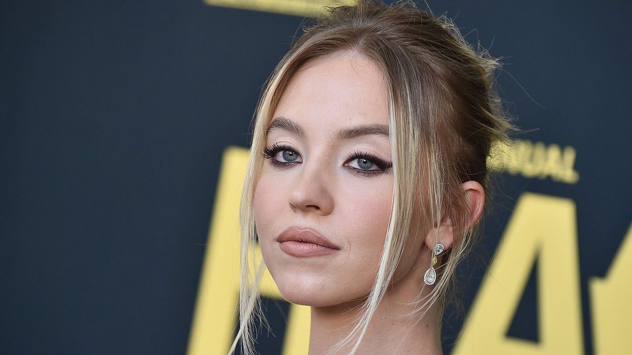 Woke reporter finds new way to lash out at Sydney Sweeney, check out this sleazy trick