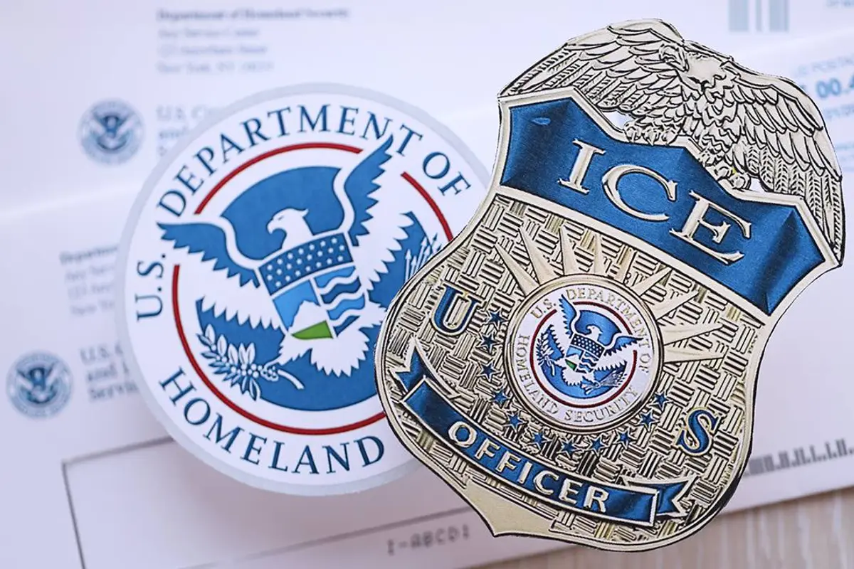 High School sends home stern warning to students: don't you dare make fun of people getting deported by ICE, or else!