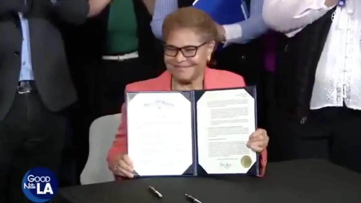 LA mayor spends $250K taxpayer dollars on anti-ICE signs...that have no legal standing and are useless