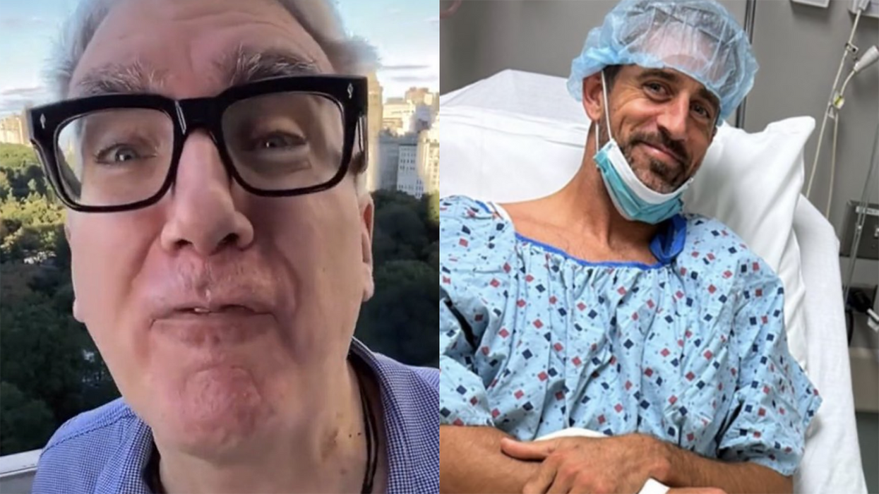Keith Olbermann continues anti-Aaron Rodgers douchebaggery, mocks him coming out of surgery