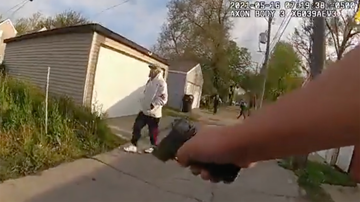 Chilling Video Shows How Little Time Cops Have When Someone Pulls a Gun on Them
