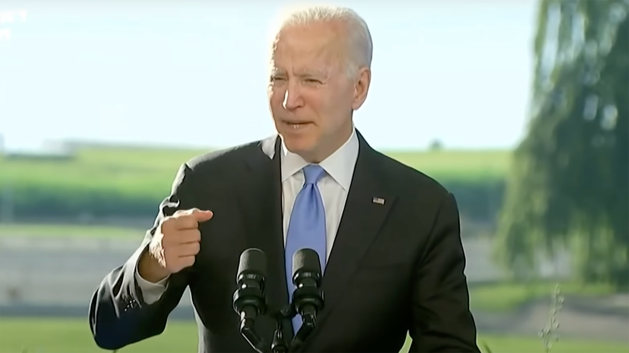 POTUS Claims Americans 'Yield' Our Rights to Him Because He's Is an Idiot