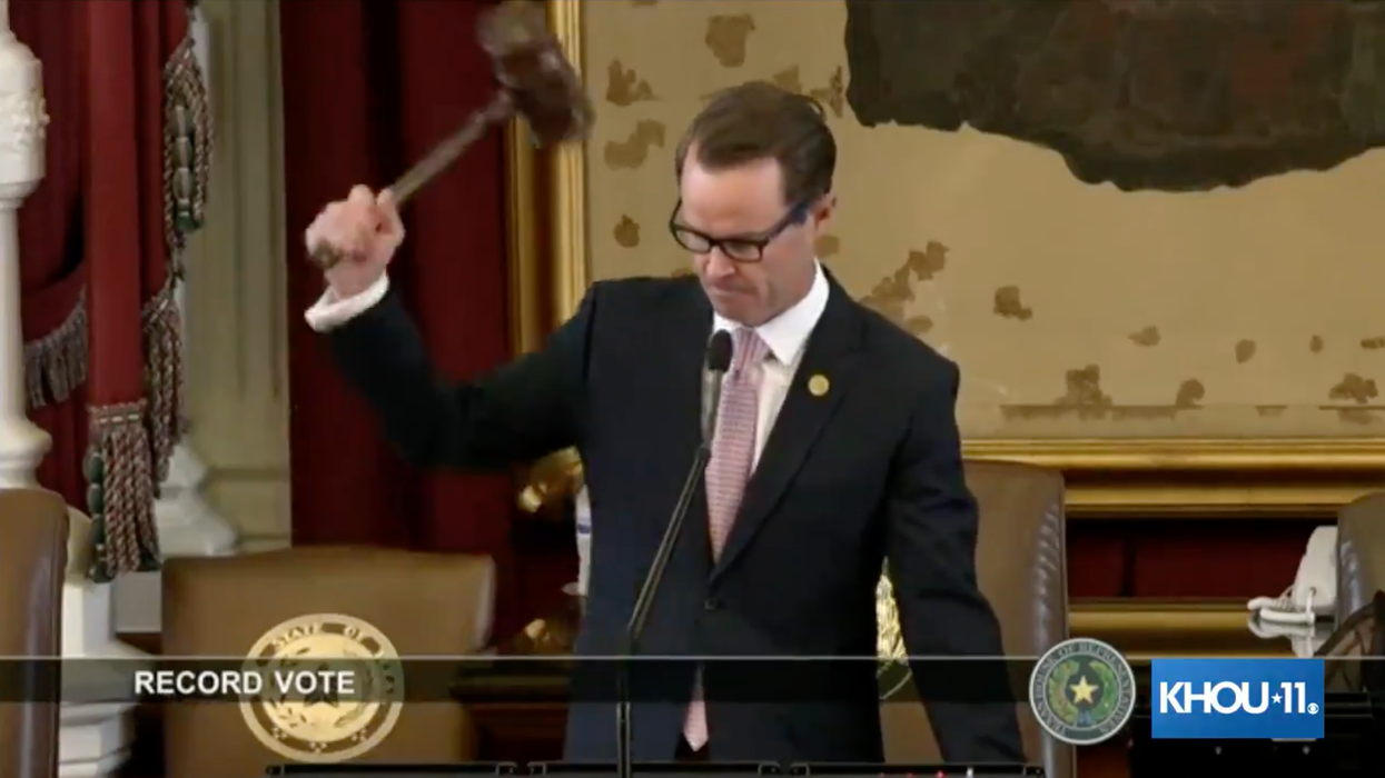 Grab Popcorn: Texas House Authorizes FIFTY-TWO Arrest Warrants for Runaway Texas Democrats