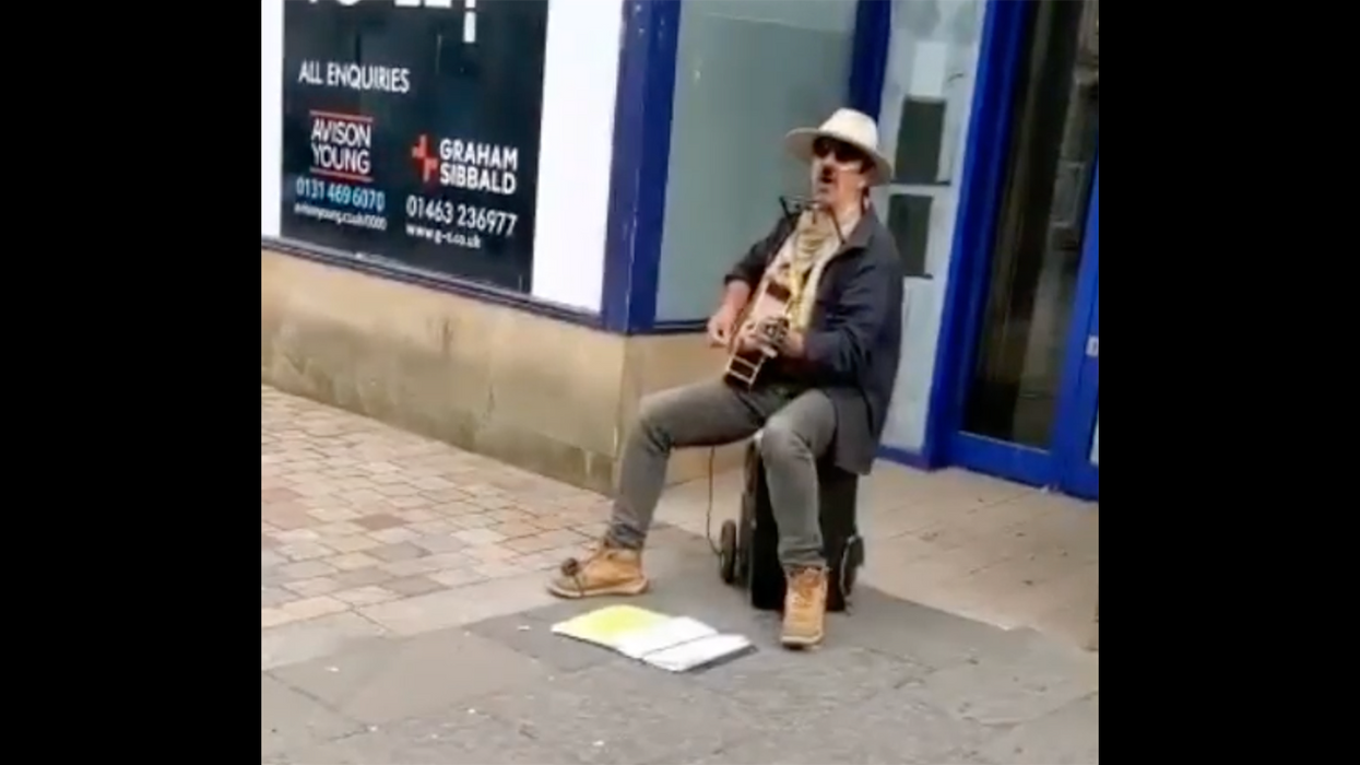 'Just Obey': Street Musician Goes Viral with Song Mocking Lockdown Supporters. He Also Makes Sheep Sounds ...