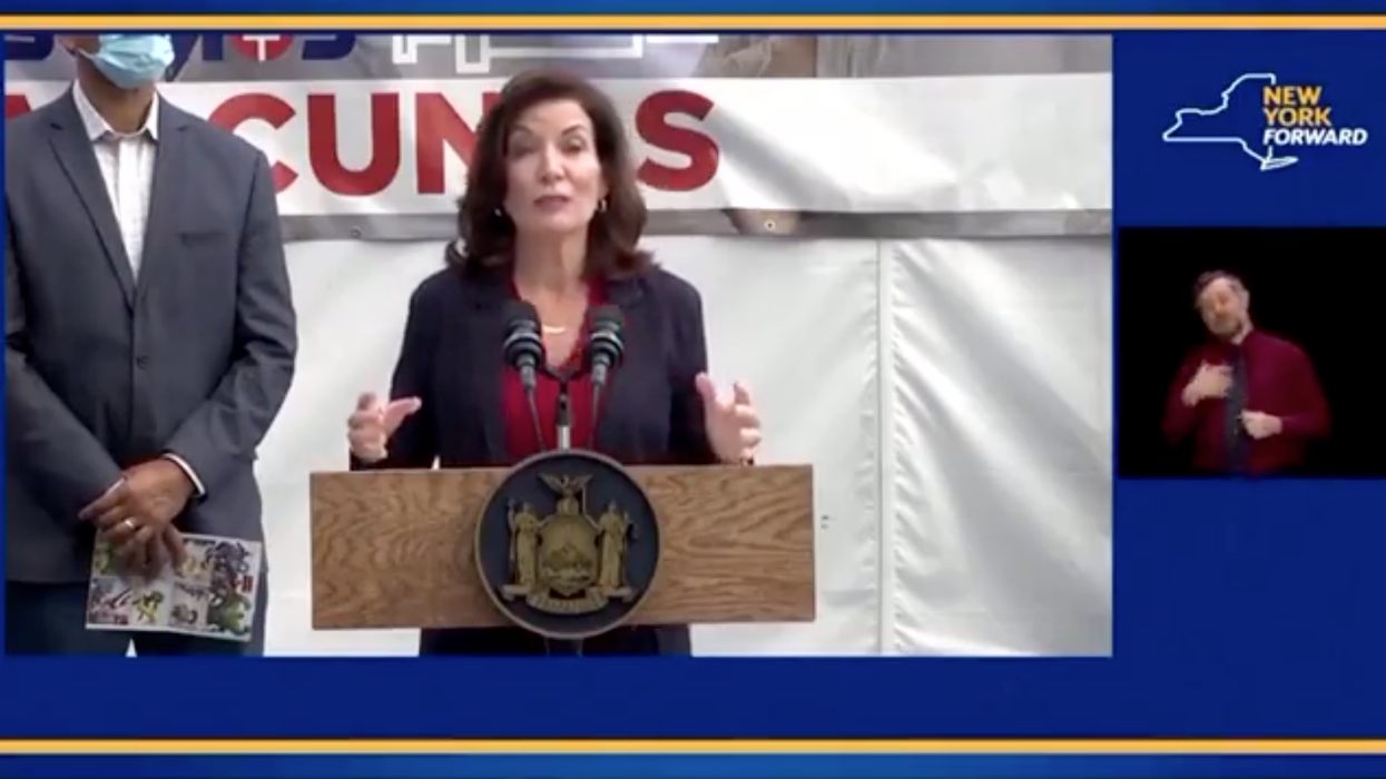 NY Gov Announces Massive Layoffs of Unvaccinated Nurses, Hospital Staff