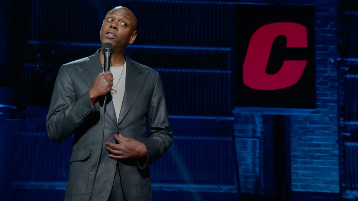 Dave Chappelle Cracks Politically Incorrect Joke About Catching C*VID and Hate Crimes That's Brilliant
