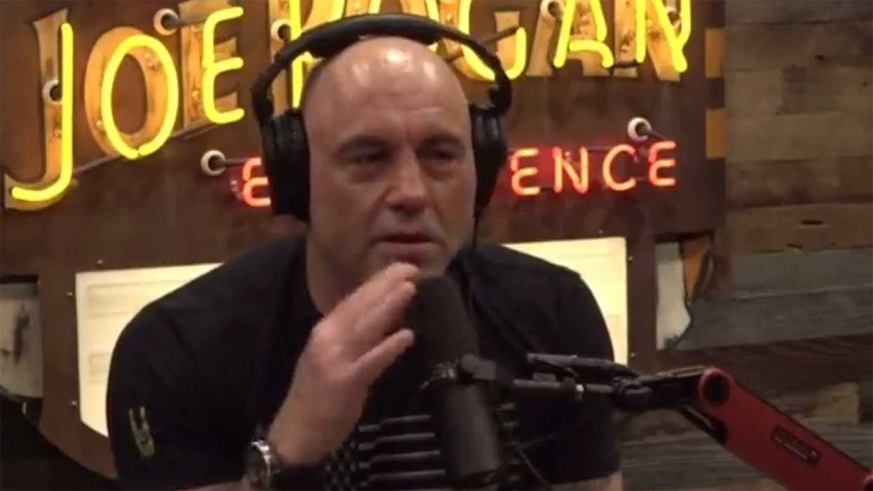 Joe Rogan 2-for-1: Blasting Media Lies About Kyle Rittenhouse AND Russia Collusion