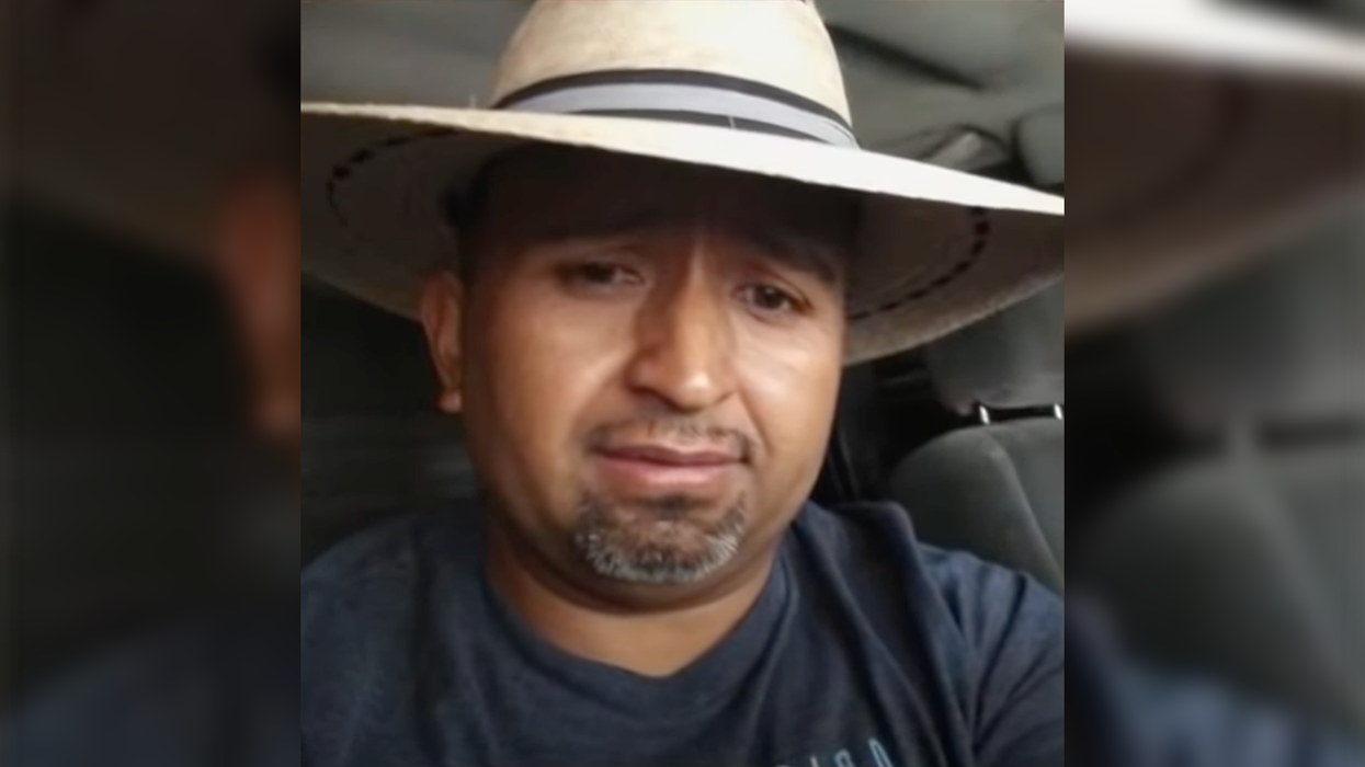 Chicago Dad Beaten to Death While Hanging Up Christmas Lights With His Daughter