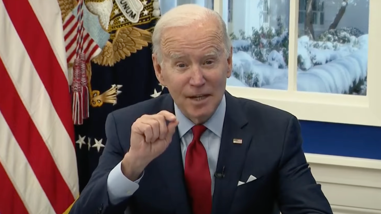 Watch: Joe Biden's Message to America on COVID Testing is 'Google It,' Struggles to Explain How to Use Google