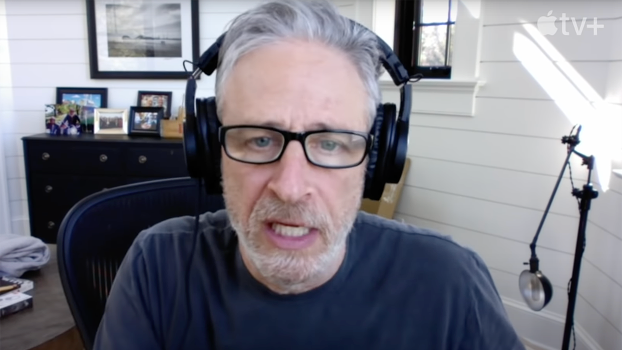 Jon Stewart Defends Joe Rogan Again, Exposes Narrative With Question: 'Who Decides What's Misinformation?'